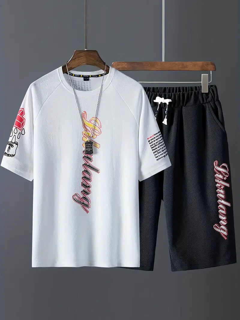 Conjunto de roupas masculinas da moda de estilo hip-hop, camiseta de manga curta e shorts largos com cordão